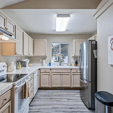 Pine Ave Delight Villa Coeur d'Alene Exterior photo